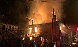 Göynük'te ahşap evde çıkan yangın söndürüldü