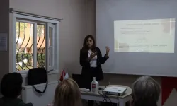 İstanbul Maltepe'de 'Birlikte Güzel Yaş Almak' semineri