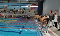 İstanbul'da şampiyonluğa kulaç attılar