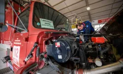 İzmir Büyükşehir'den itfaiye araçlarına güçlü lojistik destek