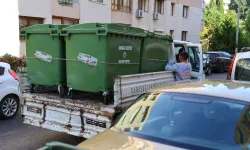 İzmir Karabağlar'da çöp konteynerleri yenileniyor