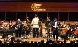 İzmir Oda Orkestrası Latin müzikleriyle dans ettirdi