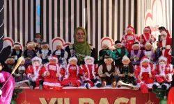 İzmit'te 'Yılbaşı İyilik Pazarı' başladı