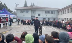 Kastamonu'da jandarma ilkokul öğrencilerine eğitim verdi
