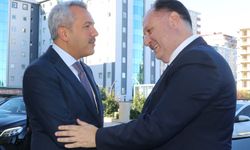 KKTC Cumhuriyet Meclisi Başkanı Öztürkler, Rize'de konuştu: