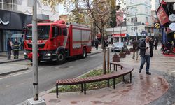 Ordu'da iş yerinde çıkan yangında dumandan etkilenen kişi tedavi altına alındı