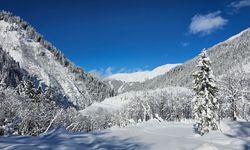 Rize'de Kaçkar Dağları ve yaylalardaki kar manzarası dronla görüntülendi
