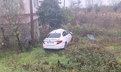 Samsun'da bahçeye devrilen otomobildeki 3 kişi yaralandı