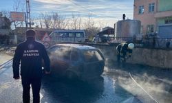 Samsun'da seyir halindeki otomobil yandı