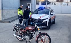 Sinop'ta trafiği tehlikeye düşüren motosiklet sürücüsüne 5 bin 146 lira ceza verildi