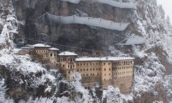 Sümela Manastırı ve Altındere Vadisi beyaza büründü