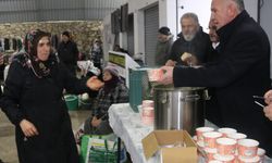Taşova Belediyesi'nden pazarcı esnafına çorba ikramı