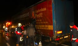 Taşova'da tırın dorsesinde çıkan yangın maddi hasara yol açtı