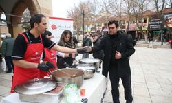 Toprak Ana Günü kapsamında Kastamonu'da vatandaşlara çorba ikram edildi