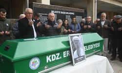 ÖZDEMİR İÇİN BELEDİYEDE TÖREN