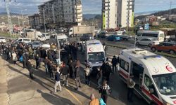 KEPEZ'DE KAZA, YARALILAR VAR!