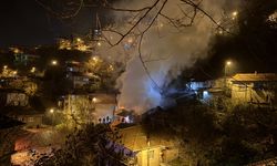 Zonguldak'ta bir evin çatısında çıkan yangın söndürüldü