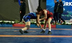 23 Yaş Altı Türkiye Güreş Şampiyonası Trabzon'da sona erdi