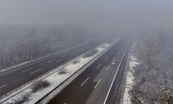 Anadolu Otoyolu'nun Düzce kesiminde sis etkili oldu