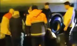 YOLDA ÇALIŞIRKEN OTOMOBİL ÇARPTI