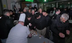 Bursa İnegöl'de helva kazanları kandil için kaynadı