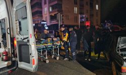 Çorum'da çarpışan iki otomobildeki 4 kişi yaralandı