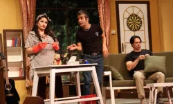 Gazeteciler 'Aşk Listesi' oyununun basın galasında buluştu