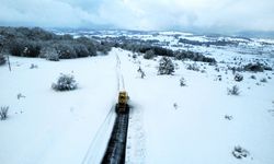 Karabük'te kar nedeniyle kapanan 144 köy yolunun 123'ü açıldı