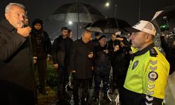 Karadeniz'de valiler ve protokol üyeleri, yeni yıla görev başında giren personeli ziyaret etti