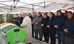 Kastamonu Valisi Meftun Dallı'nın kayınvalidesi son yolculuğuna uğurlandı