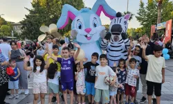 Kocaeli Gölcük'te çocuklar için çifte şenlik