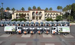 Mersin'in temizlik filosuna 22 yeni araç