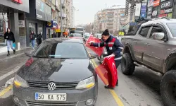 Nevşehir'de sokaklar Türk bayraklarıyla donatıldı