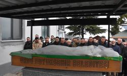 Ordu'da trafik kazasında hayatını kaybeden genç kadının cenazesi defnedildi