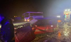 Samsun'da 4 otomobilin karıştığı zincirleme kazada 1'i cocuk 5 kişi yaralandı