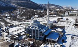 Tadilatı tamamlanan Laçin Ulu Cami ibadete açıldı