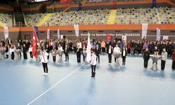 Trabzon'da okul sporları ödül töreni düzenlendi
