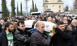 Trabzon'da saç ekimi işlemi sırasında fenalaşarak öldüğü iddia edilen kişinin cenazesi defnedildi