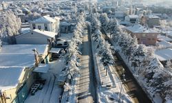 Yeşilyurt ilçesinde kış manzaraları havadan görüntülendi
