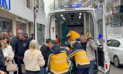 Zonguldak'ta bir mağazada merdivenlerden düşen kadın ağır yaralandı