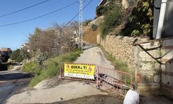 Alanya'da heyelan cep telefonu kamerasıyla kaydedildi