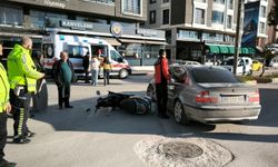 Amasya'da otomobille çarpışan motosikletteki 2 kişi yaralandı