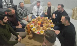 Artvin'de AK Parti İl Başkanı Aydemir, bir vatandaşın evinde iftar yaptı