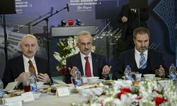 Bakan Uraloğlu, Trabzonlu iş ve siyaset dünyasının önde gelenleriyle iftarda buluştu: