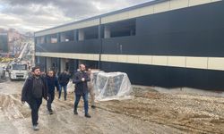 Başkan Kavaklıgil otopark inşaatında incelemelerde bulundu