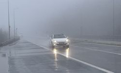 Bolu Dağı'nda sis ve sağanak etkili oldu