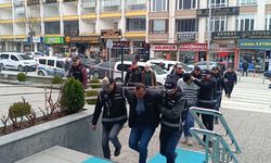 Çorum'da 2 iş yerine silahlı saldırı düzenlenmesine ilişkin 8 şüpheli gözaltına alındı