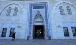 Düzce, Zonguldak, Karabük ve Bartın'da ramazanın ilk cuma namazı kılındı