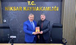 Halk oyunları ekiplerinden Niksar Kaymakamı Perçi'ye ziyaret