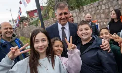 İzmir, çocuk dostu kent politikalarıyla Türkiye'ye örnek oldu